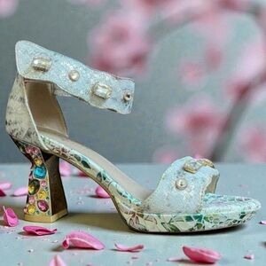 SPRING STEP L’Artiste “Incredible Ice” Jewel Heels/Sandals • Size 41EU/9.5-10US